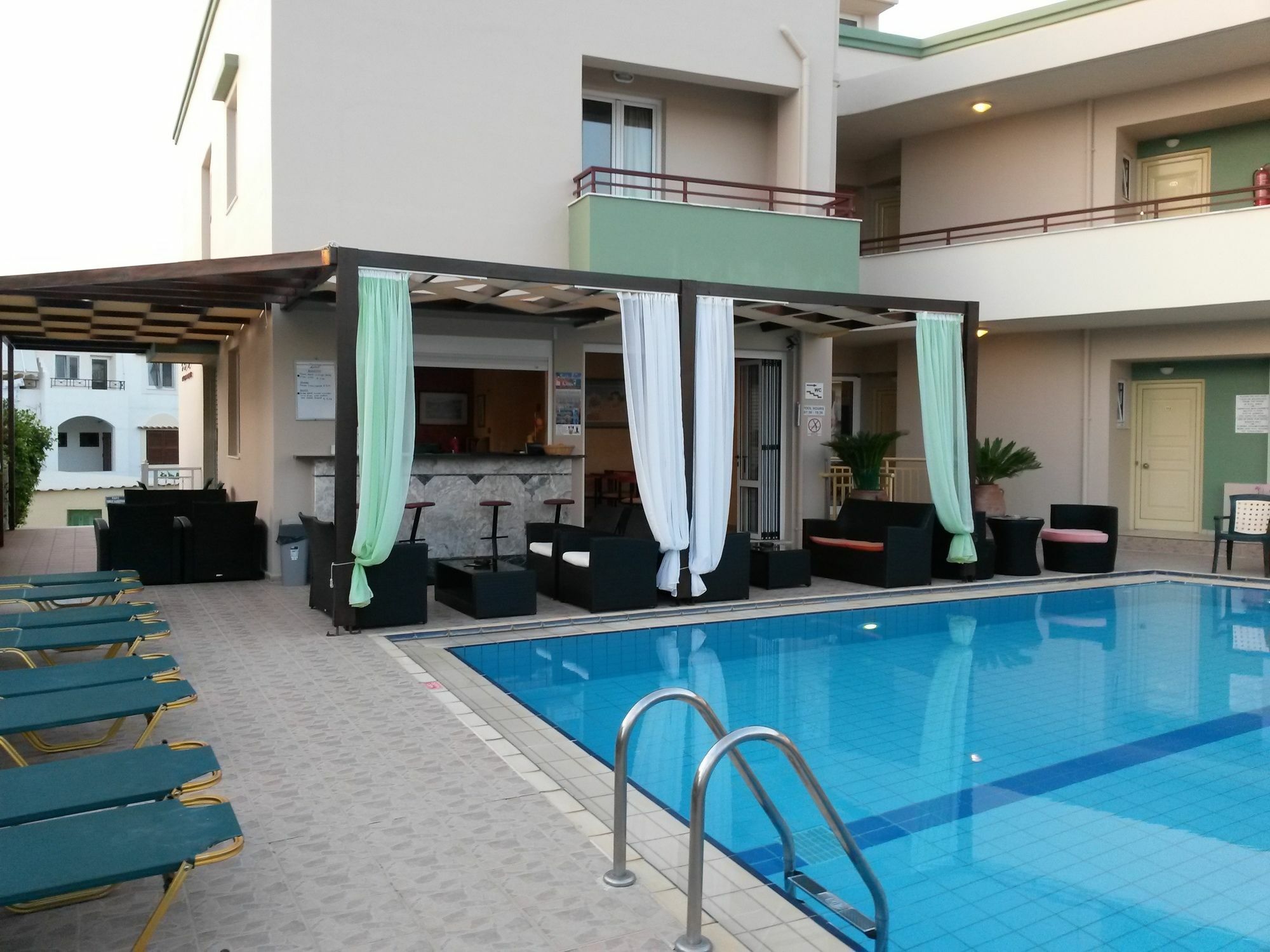 Zannis Hotel Rethymno  Екстер'єр фото