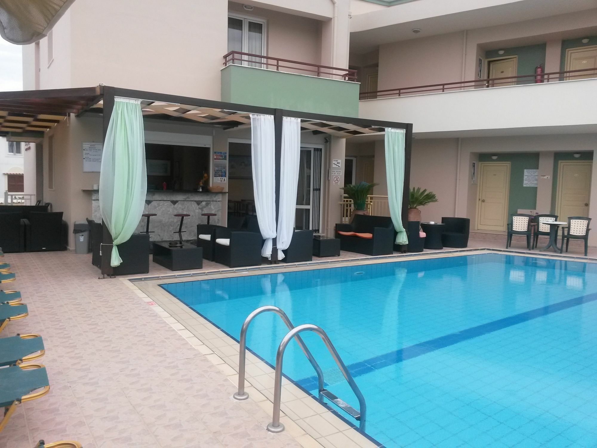 Zannis Hotel Rethymno  Екстер'єр фото